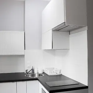 https://apartment-near-royal-lazienki-park-warsaw.warsawhotelspoland.com